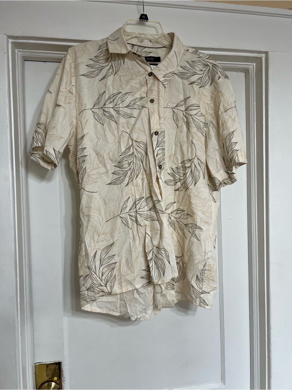 Men's Cream Short-Sleeve Leaf Print Button-Down Shirt